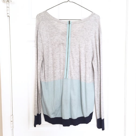 Halogen Zip Back V-Neck Blue Colorblock Sweater - Picture 7 of 7